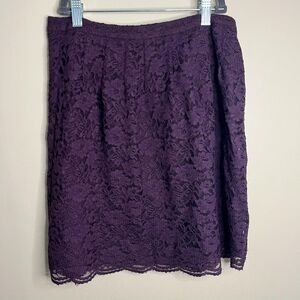 Loft Plum Purple Scalloped Lace Size 2 Midi Skirt